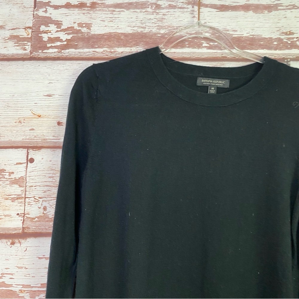 Banana Republic Machine-Washable Merino Wool View 2